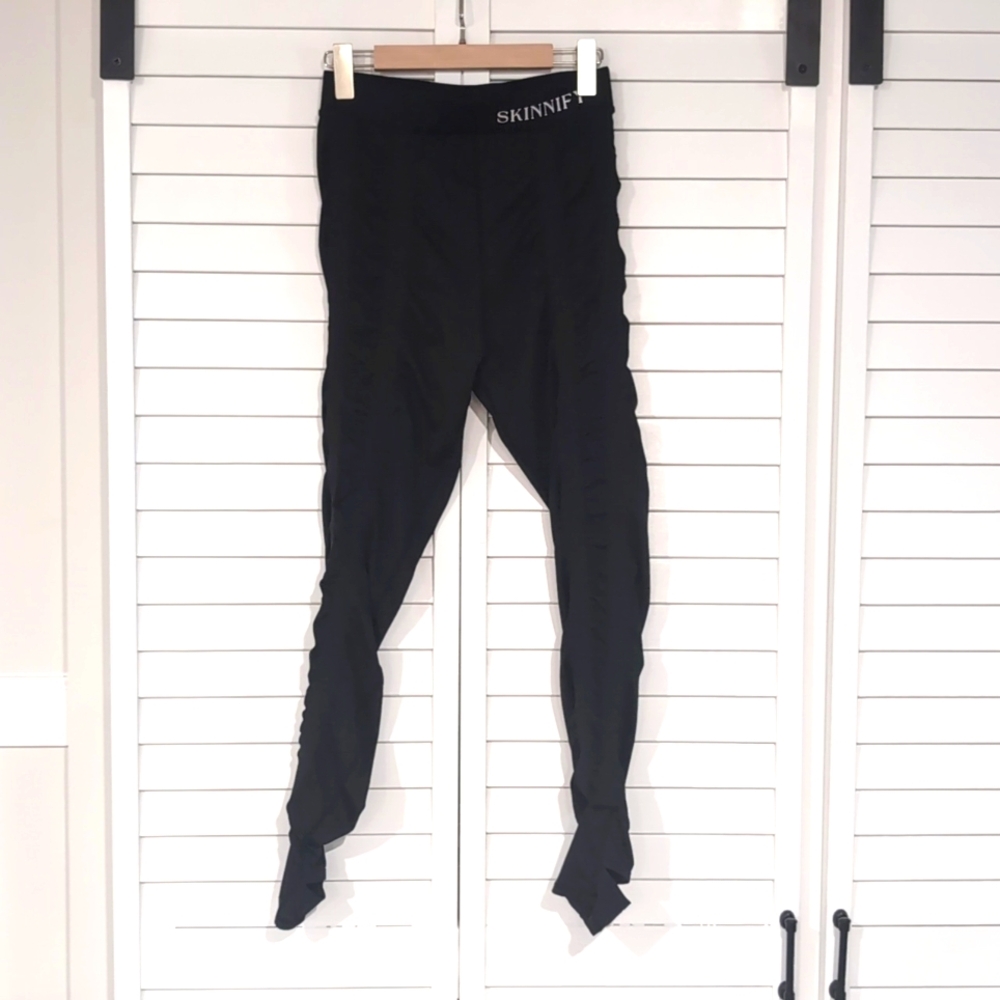 Skinnify Leggings, Built in Resistance Bands, Size XL, Ruched Bottom